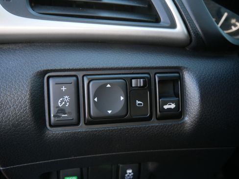 Used 2019 Nissan Sentra SV image 26