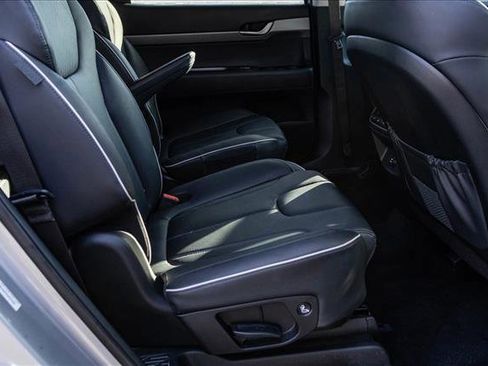 Used 2025 Hyundai Palisade SEL image 27