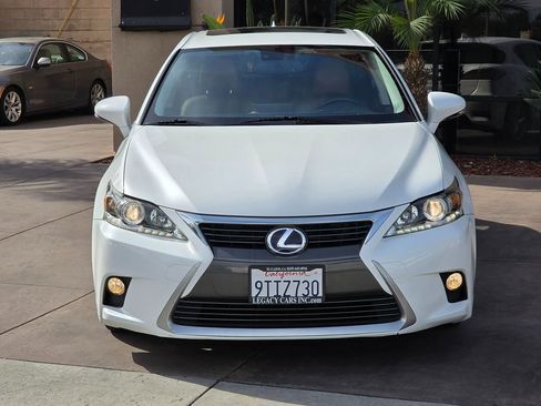 Used 2014 Lexus CT 200h image 6