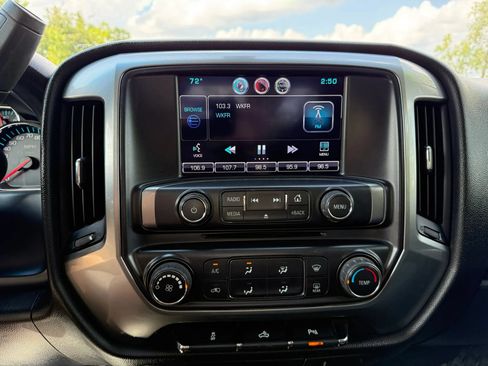 Used 2015 Chevrolet Silverado 2500 LT AWD/4WD image 14