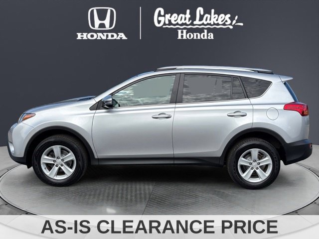 Used 2013 Toyota RAV4 XLE AWD/4WD image 3