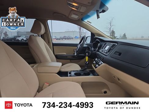 Used 2016 Kia Sedona LX w/ Option Group 020 image 16