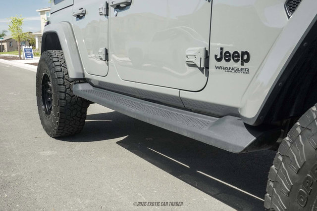 Used 2022 Jeep Wrangler Unlimited Sahara AWD/4WD image 74