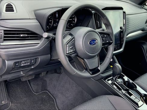 Used 2026 Subaru Forester Premium AWD/4WD image 17