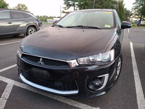 Used 2016 Mitsubishi Lancer ES FWD image 2