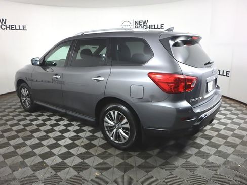 Used 2019 Nissan Pathfinder S image 7