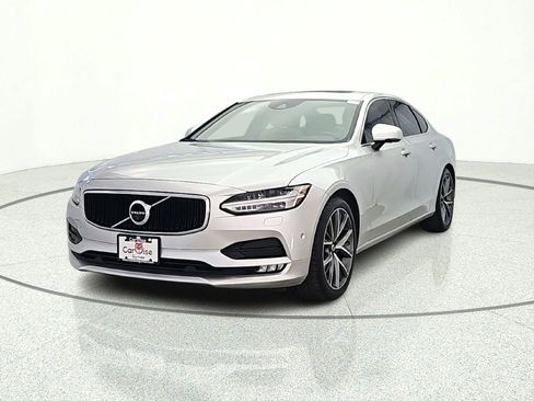 Used 2017 Volvo S90 T6 Momentum w/ Vision Package AWD/4WD image 2