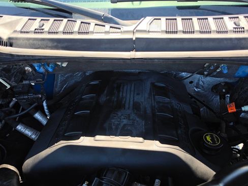 Used 2015 Ford F150 Lariat w/ Equipment Group 502A Luxury AWD/4WD image 82