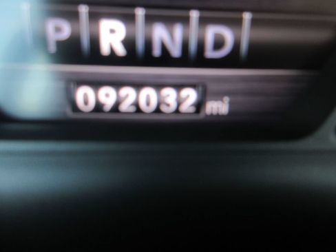 Used 2021 RAM 1500 Laramie AWD/4WD image 32