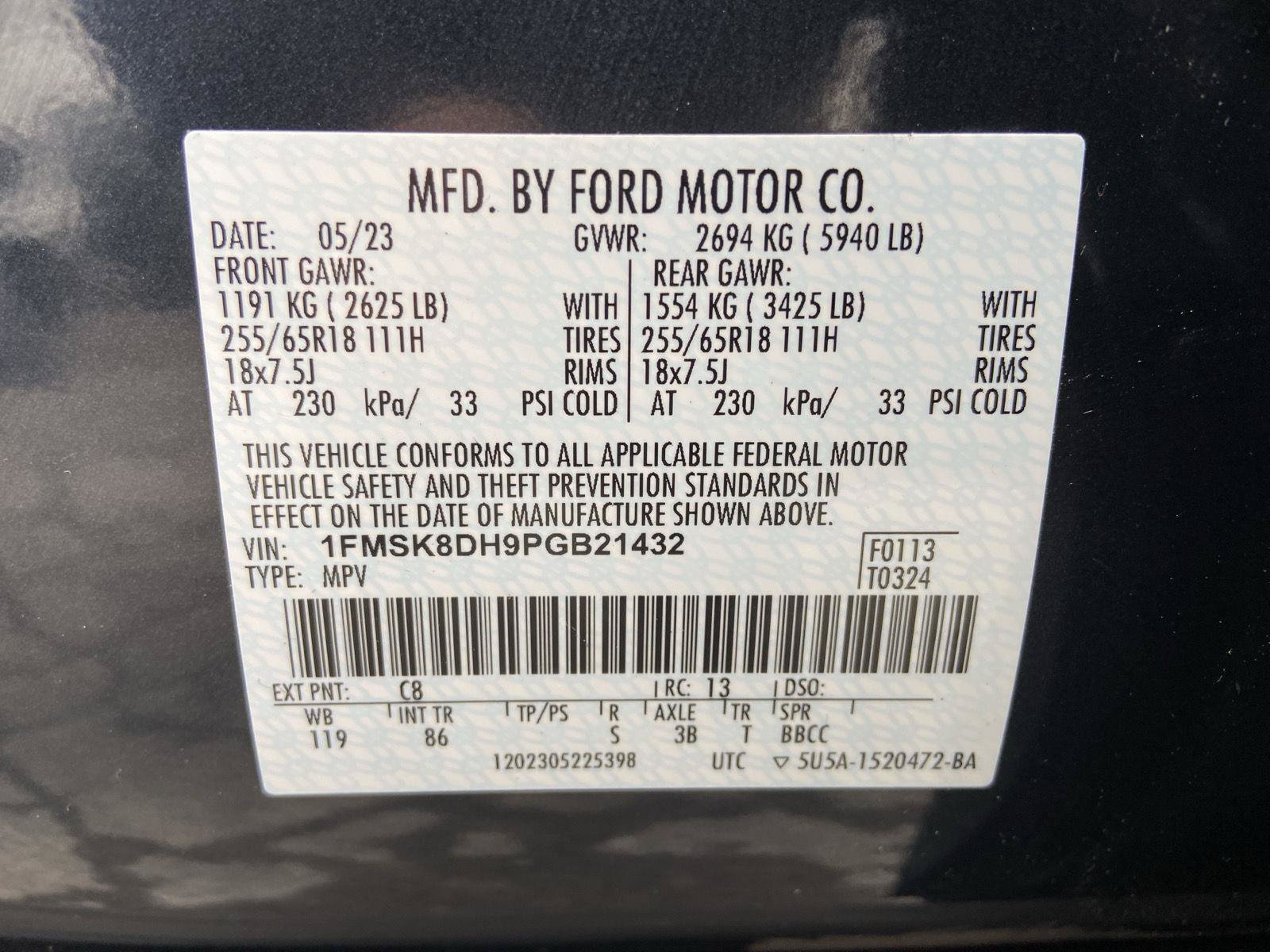 Used 2023 Ford Explorer XLT AWD/4WD image 39