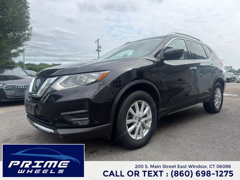 Used 2018 Nissan Rogue SV AWD/4WD image 3