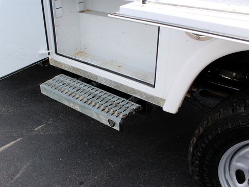 Used 2019 Ford F250 XL w/ XL Value Package image 14
