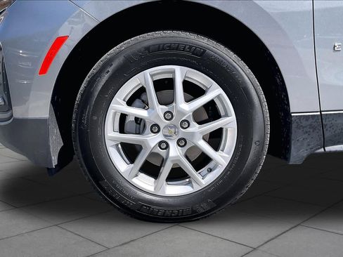 Used 2023 Chevrolet Equinox LS w/ LS Convenience Package FWD image 10