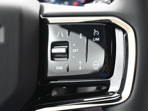 New 2026 Land Rover Range Rover Evoque S image 19