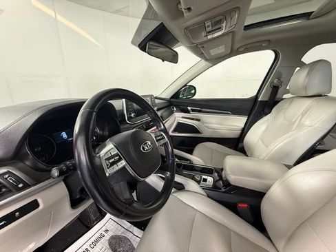 Used 2020 Kia Telluride S FWD image 15