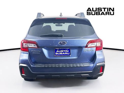 Used 2018 Subaru Outback 2.5i Limited image 6