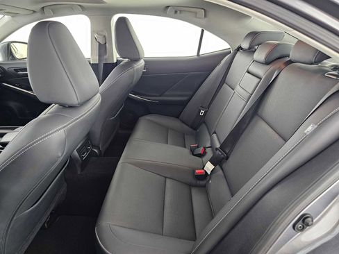 Used 2020 Lexus IS 300 RWD image 16