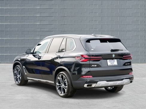 Used 2026 BMW X5 sDrive40i w/ Parking Assistance Package image 7