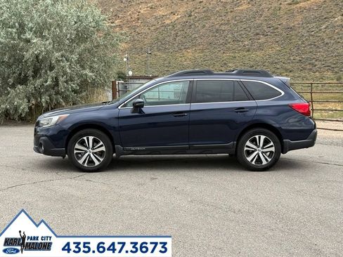 Used 2018 Subaru Outback 3.6R Limited AWD/4WD image 2