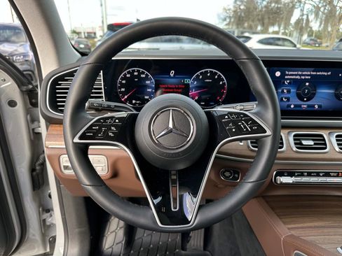 Certified 2025 Mercedes-Benz GLE 350 4MATIC image 25