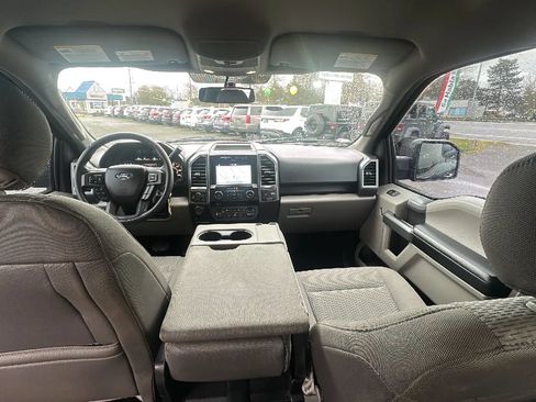 Used 2018 Ford F150 XLT w/ Equipment Group 302A Luxury AWD/4WD image 11