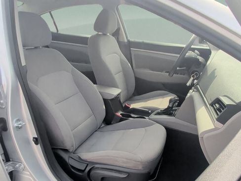 Used 2019 Hyundai Elantra SEL FWD image 37