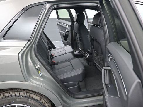 New 2025 Audi Q3 2.0T Premium image 13