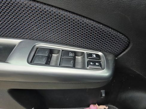 Used 2012 Subaru Forester 2.5X Premium AWD/4WD image 17