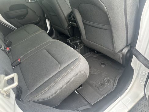 New 2024 Jeep Wrangler Unlimited Sport image 24