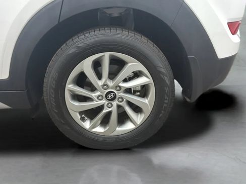 Used 2017 Hyundai Tucson SE w/ SE Popular Package 02 FWD image 26