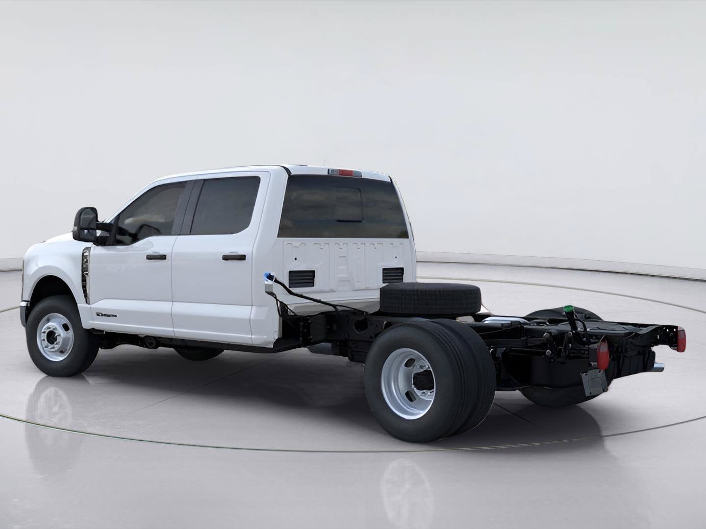 New 2026 Ford F350 XL w/ XL Chrome Package AWD/4WD image 4
