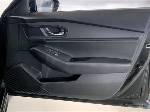 Used 2024 Honda Accord EX image 24