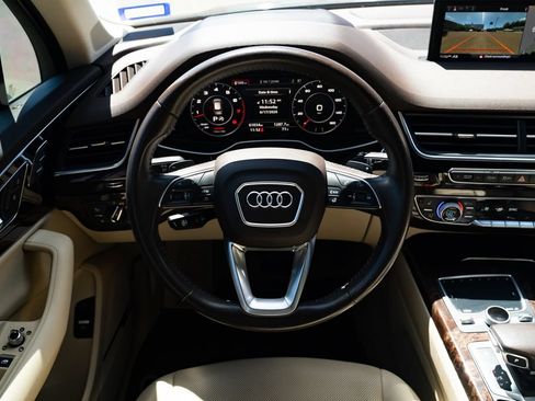 Used 2019 Audi Q7 3.0T Prestige AWD/4WD image 11