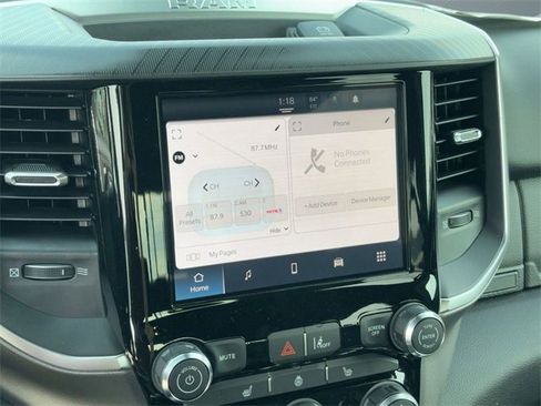 New 2026 RAM 1500 4x4 Crew Cab image 22