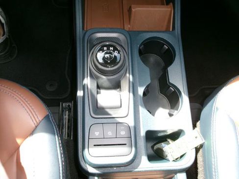Used 2023 Ford Maverick Lariat w/ Lariat Luxury Package FWD image 17