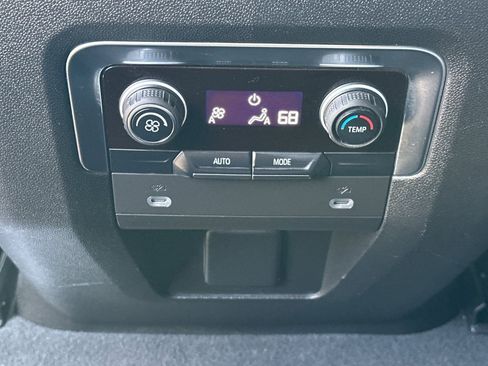 Used 2022 Chevrolet Tahoe LT image 15