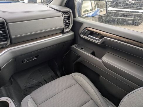 New 2026 Chevrolet Silverado 1500 LT image 17