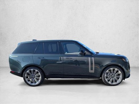 Certified 2025 Land Rover Range Rover SE AWD/4WD image 4