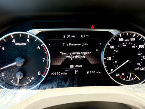 Used 2023 Nissan Rogue S AWD/4WD image 32