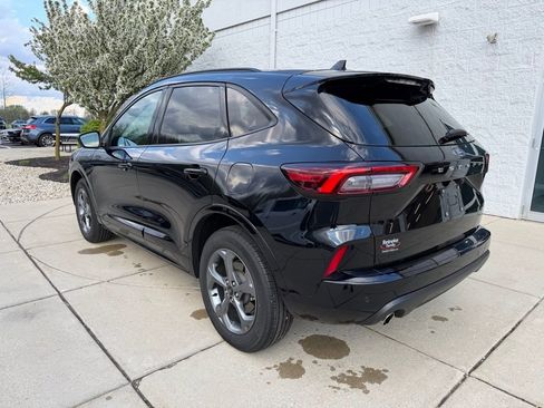 Used 2024 Ford Escape ST-Line w/ Tech Pack #1 image 7