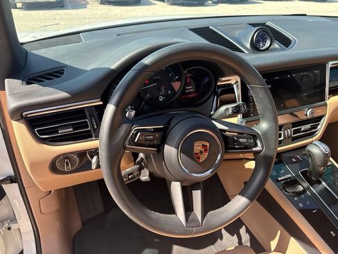 Used 2023 Porsche Macan AWD/4WD image 13