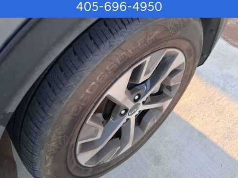 Used 2023 Kia Sportage EX image 15