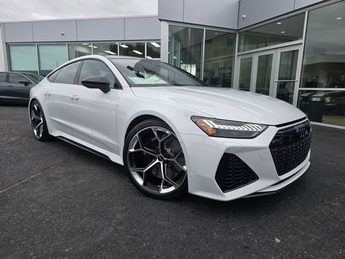 Used 2024 Audi RS 7 Performance image 1