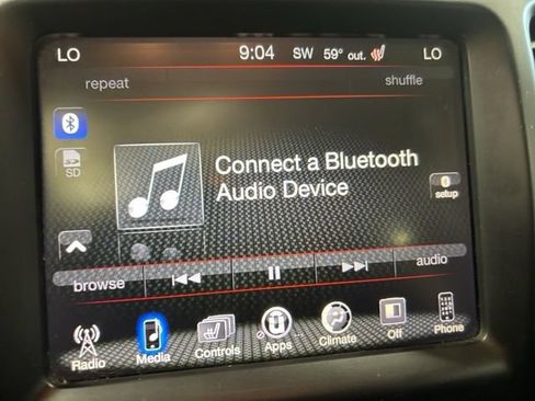 Used 2015 Jeep Cherokee Latitude w/ Comfort/Convenience Group AWD/4WD image 3