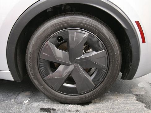 Certified 2024 Toyota Prius LE image 30