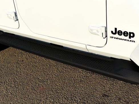 New 2025 Jeep Wrangler Sahara image 8