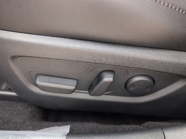 Used 2026 MAZDA CX-50 AWD 2.5 S w/ Weather Package image 15