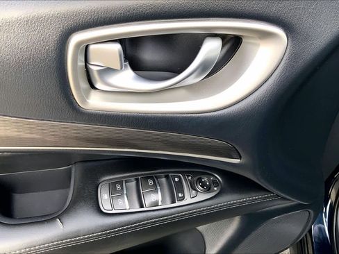 Used 2018 INFINITI QX60 Luxe image 35