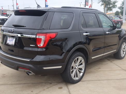 Used 2019 Ford Explorer Limited AWD/4WD image 5
