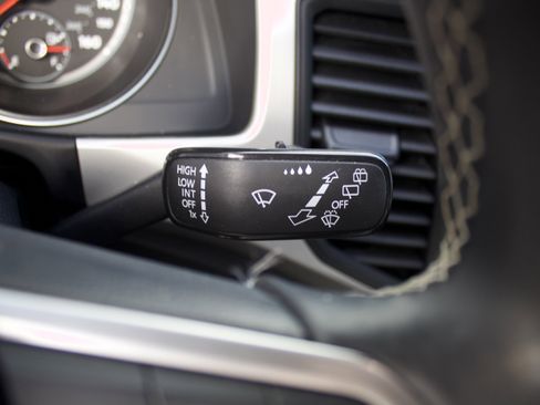 Used 2021 Volkswagen Atlas SE image 19